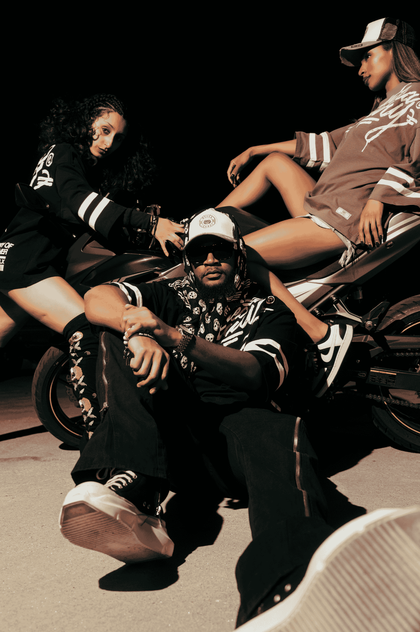 Graphic 3/4 Sleeve T-shirt